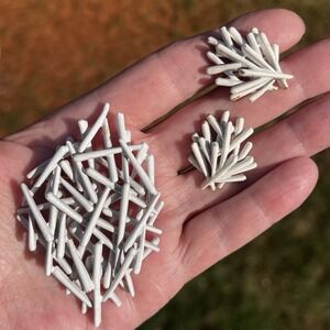 Vintage Crown Trifari Brooch & Earrings White Enamel Abstract‎ Modernist Jewelry